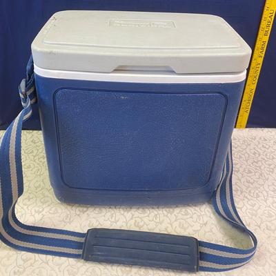 Igloo Cooler