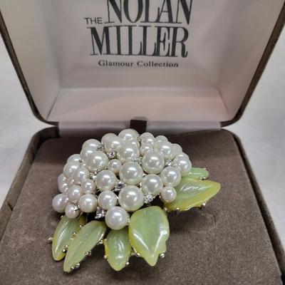 Signed Vintage Nolan Miller Glamour Collection Sumptuous Pearl & Rhinestone Floral Brooch/Pin