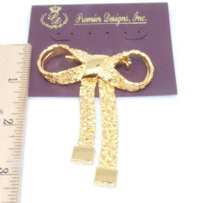 Premier Designs Gold Tone Ribbon Bow Brooch