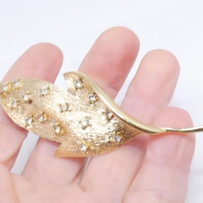 Gold Tone Rhinestone Leaf Pin