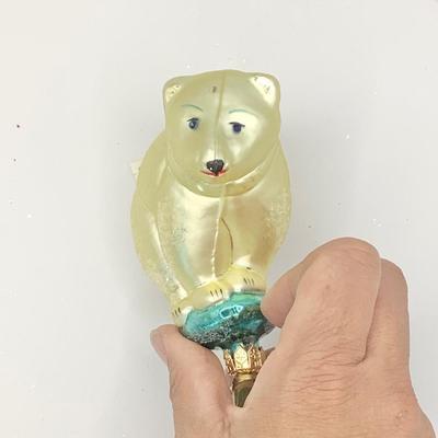 1612 Christopher Radko Polar Bear Glass Ornament Clip