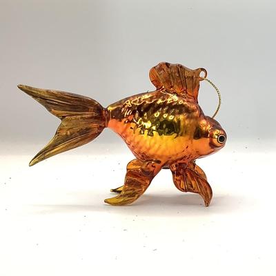 1616 Handblown Goldfish Fantail Glass Ornament