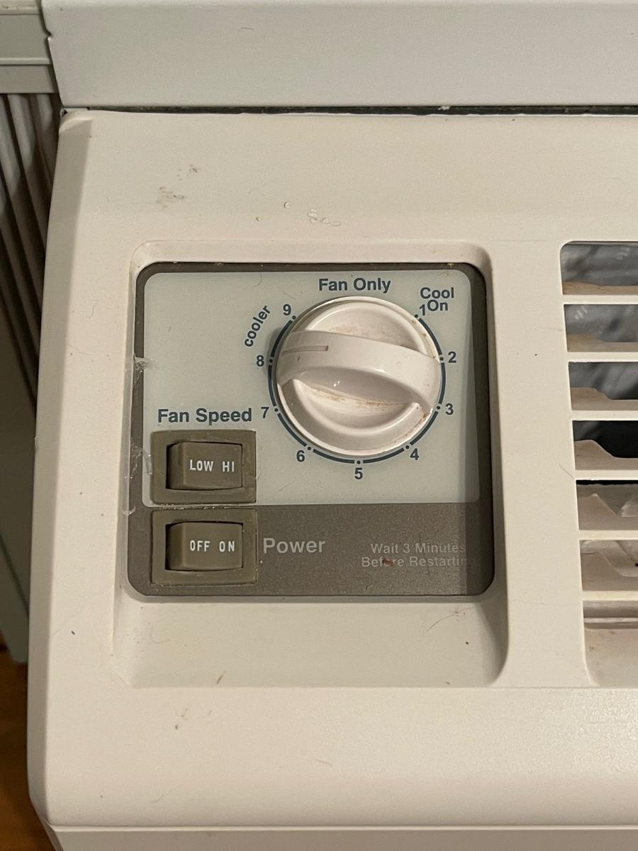 GOLDSTAR AC Window Unit 5000 BTU