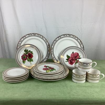 1635 American Atelier 20pc Christmas Floral China Set