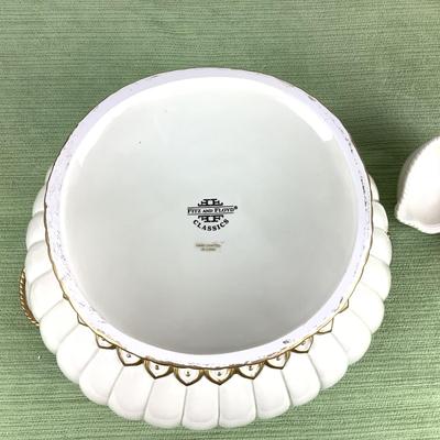 1636 Large Fitz & Floyd Christmas Deer Tureen w/ Ladle