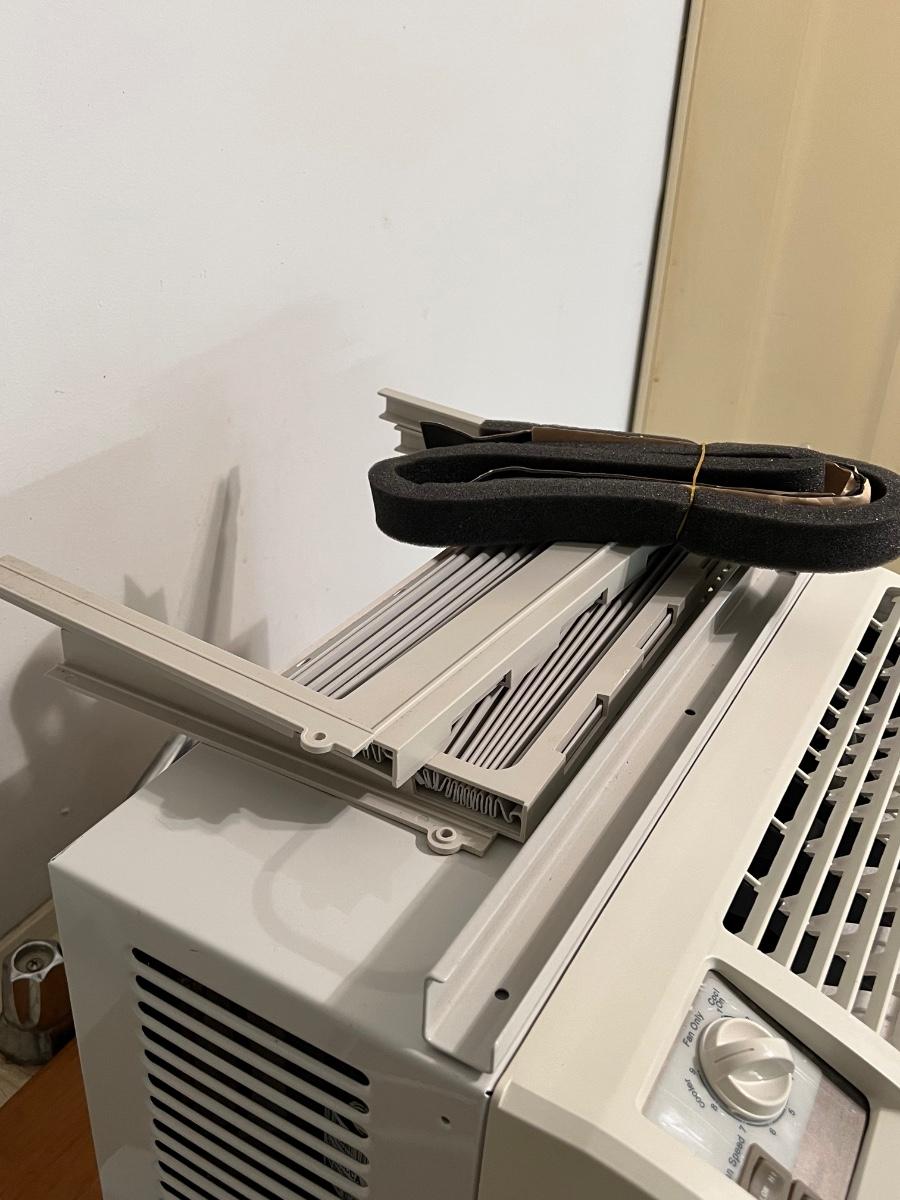 ZENITH AC Window Unit 5000 BTU