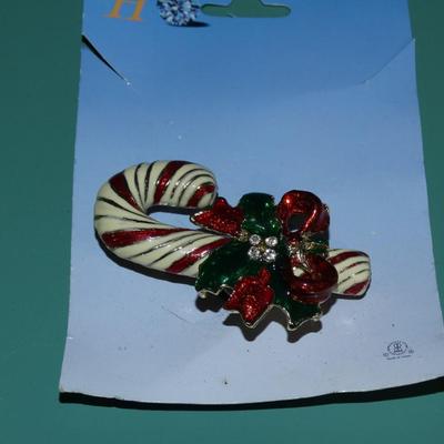 Vintage Candy Cane & Ribbon Christmas Pin