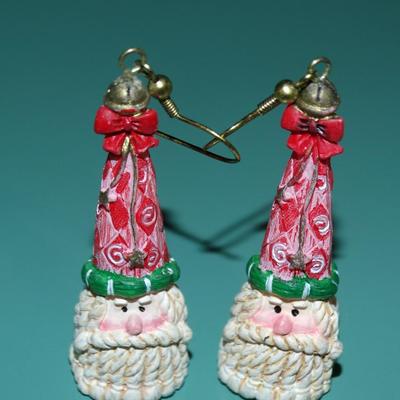 HO HO Santa Christmas Dangle Earrings