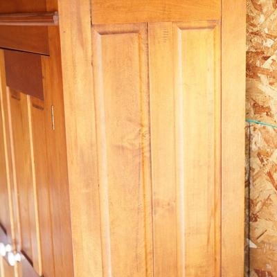 VINTAGE LIGHT COLORED CHERRY PANELLED CABINET W/LOWER DRAWER /TWO SHELVES