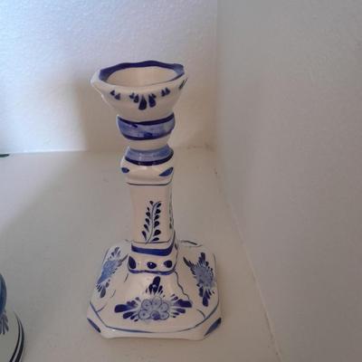 TWO DELFT BLUE HANDPAINTED CANDLESTICKS AND VASE, GLASS HUMMINGBIRD