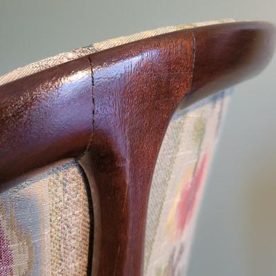 Upholstered Tub Chair (LR-DW)