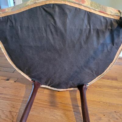 Upholstered Tub Chair (LR-DW)