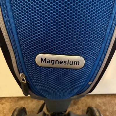 Oreck Magnesium LW 1500RS Vacuum (G-MG)