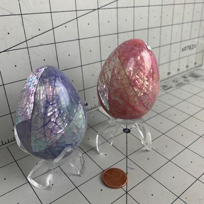 #47 Pink & Purple Eggs With Plastic Stands
