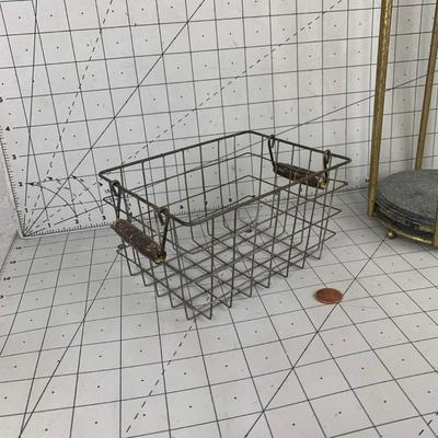 #51 Toilet Paper Stand & Wire Basket