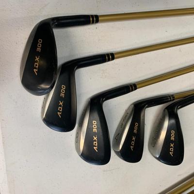 #54 Yonex Right Handed Golf Clubs With Covers MAB570 Boron Reinforced Shaft