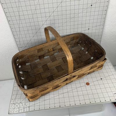 #100 Hand Woven Basket With Handle
