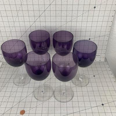 #121 Purple Glass Wine Glass With Clear Stems