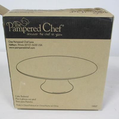 The Pampered Chef Cake Pedestal