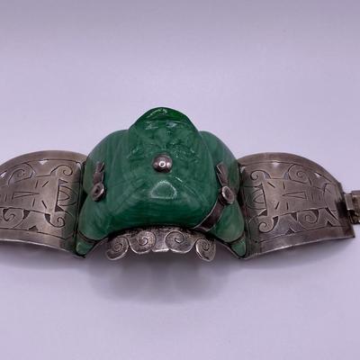 Maya Mexico Carved Green Onyx Totem Set in Sterling Silver Bracelet