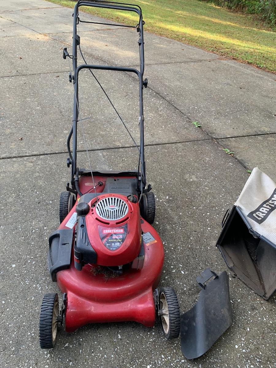 Craftsman Lawnmower With Electric Start 