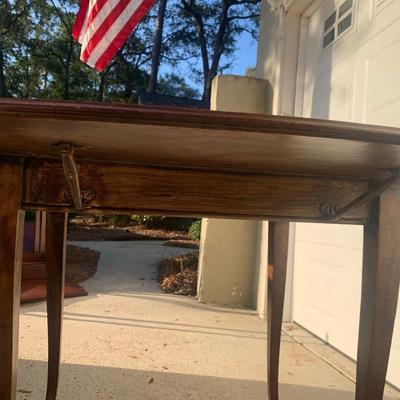 Oak drop leaf table metal hinges for leaves