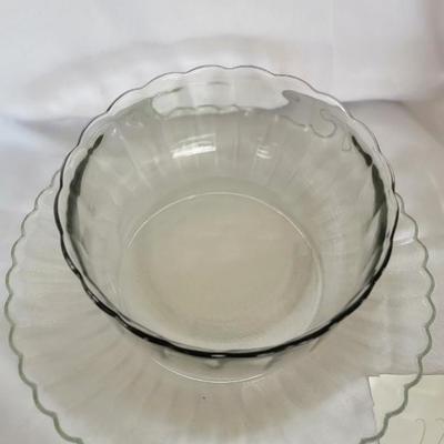 Glass bowl and plate