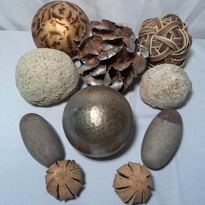 Stone-Like Bowl with Decorative Balls (FR-KW)