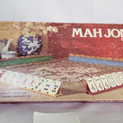 Mah Jongg board game