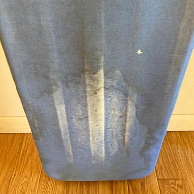 Ironing Board & Irons  (BR2-RH )