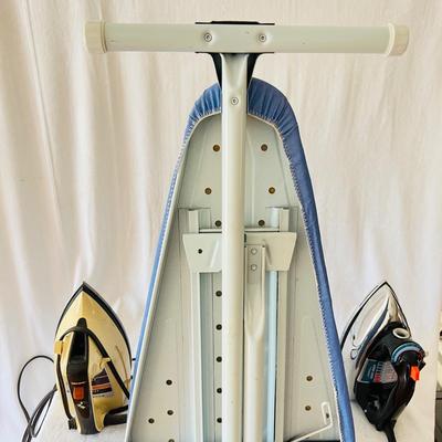 Ironing Board & Irons  (BR2-RH )