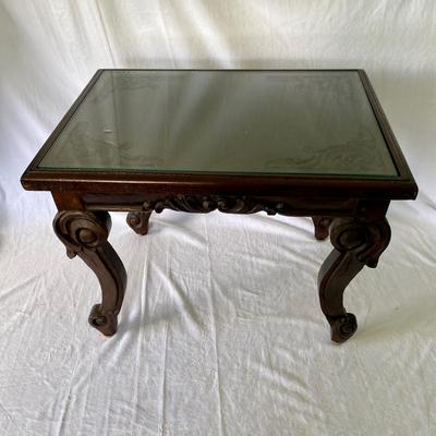 Dark Wood Carved Accent Table with Glass Top (BR1-SL)