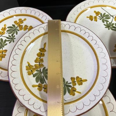 Vintage STANGL Pottery Golden Blossom, Dinner plates and deep mini bowls