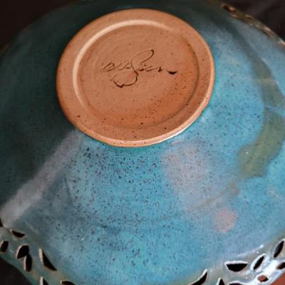 Decorative Bowl and Vase Signed Pottery (LR-DW)