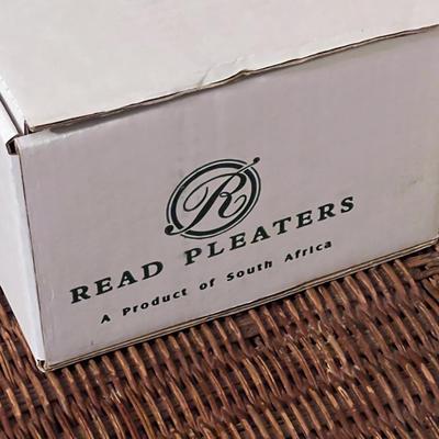 READ PLEATERS ~ The Read Pleater ~ NIB