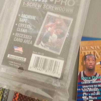 LOT 90  FOUR AUTOGRAPHED BASKETBALL CARDS