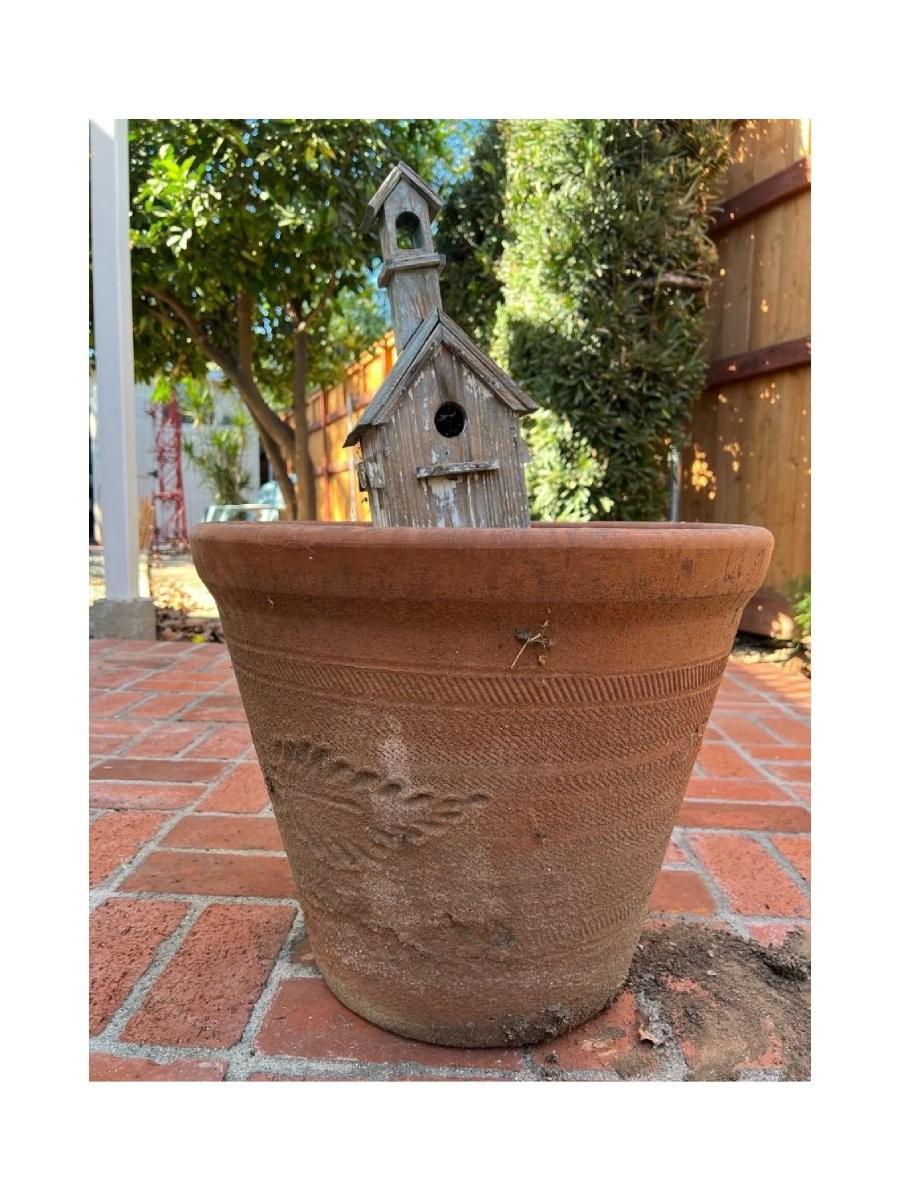 Terracotta Plaster Pottery Garden Yard Art Planter