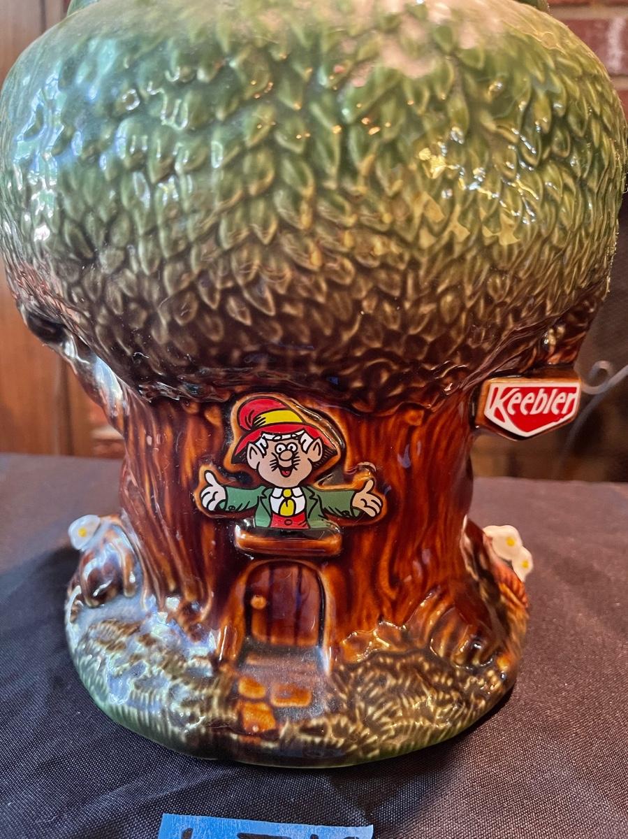 Vintage 1986 McCoy "Keebler Elf" cookie jar