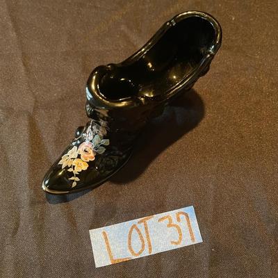 Fenton hand painted heel 
