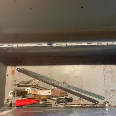 Craftsman tool box w/contents