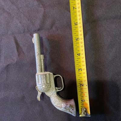 (2) vintage metal toy guns, Anheuser-Busch truck