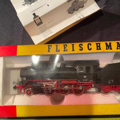 Fleis Chmann train
