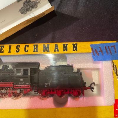 Fleis Chmann train