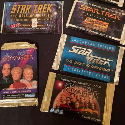 (7) Star Trek Cards