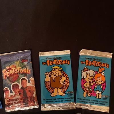 (3) Flintstones, (3) Archie, (3) Peanuts