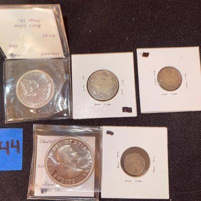Lot of (5) canadian coins