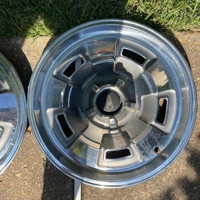 Lot of (4) 1967 plymouth fury 14' wheel rims