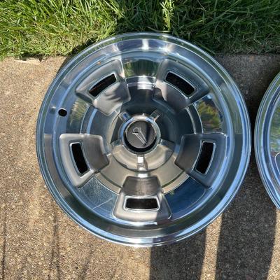 Lot of (4) 1967 plymouth fury 14' wheel rims