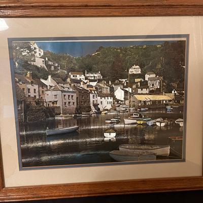 Pair of eye catching boat pictures with flashy details
