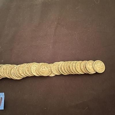 (40) Buffalo nickels with case